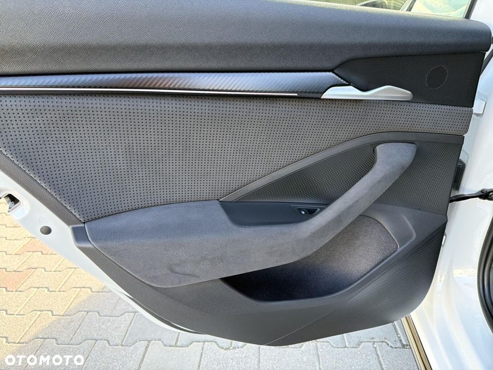 Skoda Superb 2.0 TDI SCR 4x4 Sportline DSG - 22