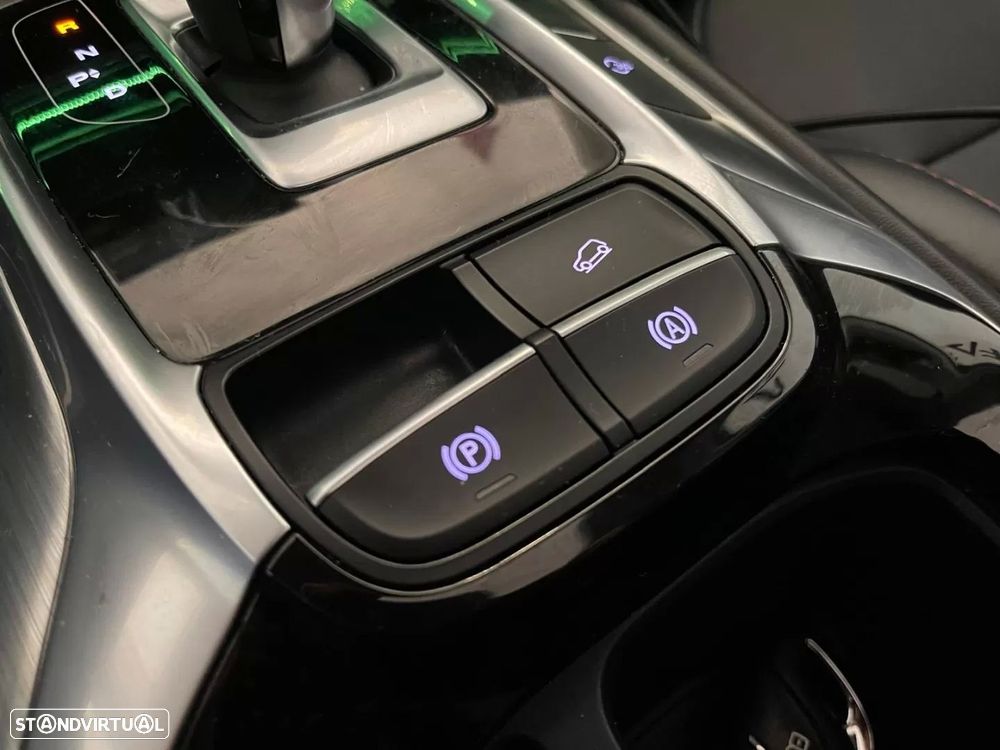 MG EHS 1.5 T-GDI Plug-in Hybrid Luxury - 35