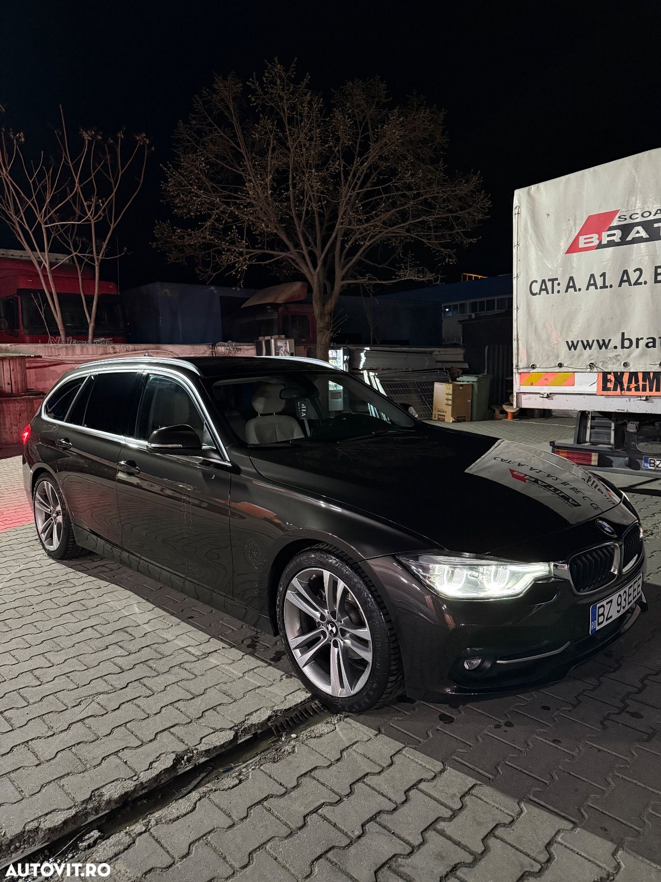BMW Seria 3 320d Aut. Luxury Line - 20