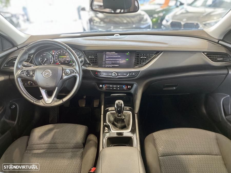 Opel Insignia Sports Tourer 1.5 D Business Edition — fotografia 26
