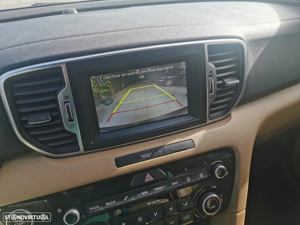 Kia Sportage 1.7 CRDI ISG Nav Line - 16