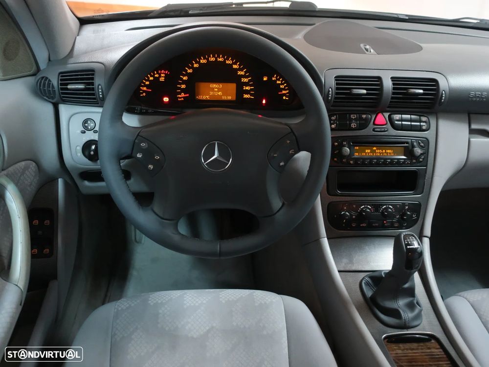 Mercedes-Benz C 220 CDi Avantgarde - 17