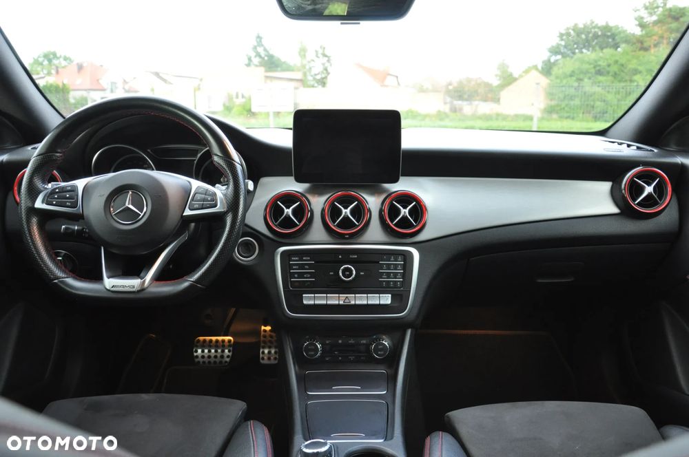 Mercedes-Benz CLA 200 (CDI) d 7G-DCT AMG Line - 12