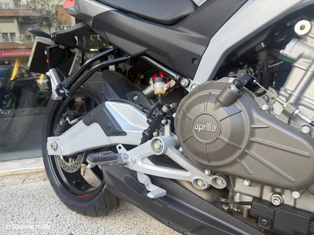 Aprilia Tuono 457 - MOTA DE SERVIÇO !! - DESDE 85 EUR / MÊS !! - 16