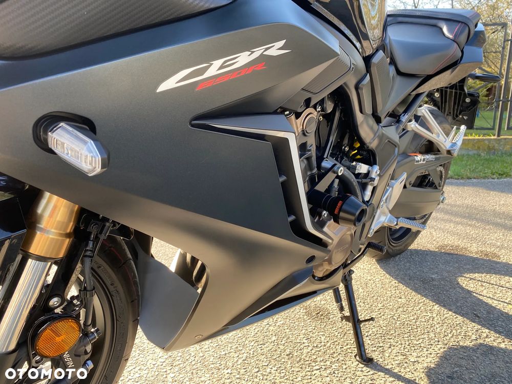 Honda CBR - 23