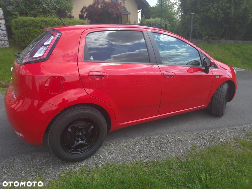 Fiat Punto 1.4 Easy S&S - 4