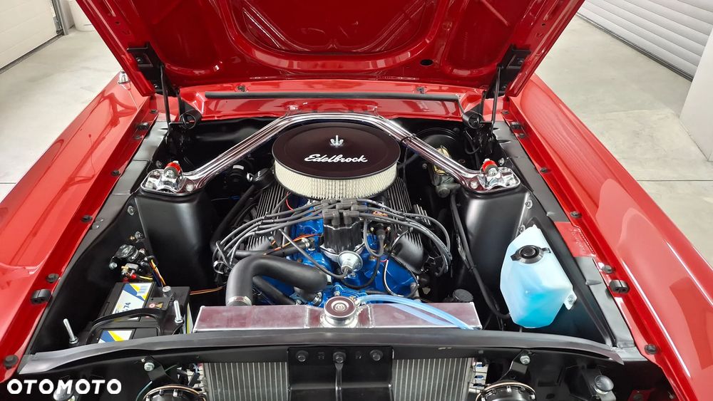 Ford Mustang - 16