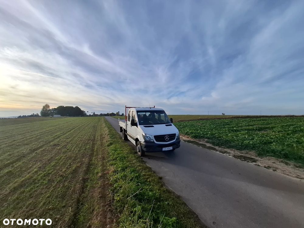 Mercedes-Benz Sprinter - 12