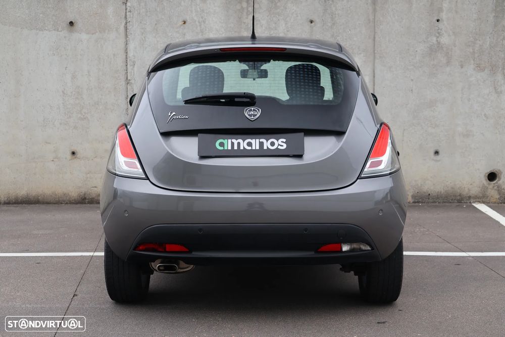 Lancia Ypsilon 1.2 S&S Fashion - 6