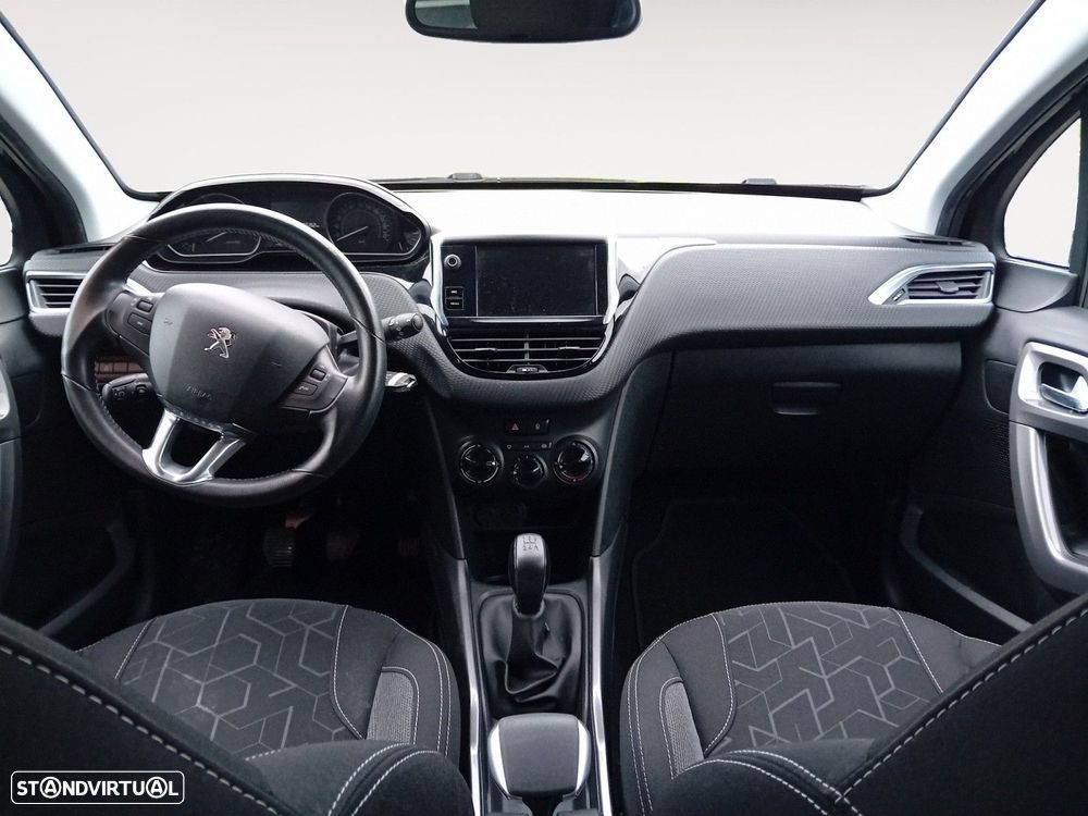 Peugeot 2008 1.2 PureTech Style - 10