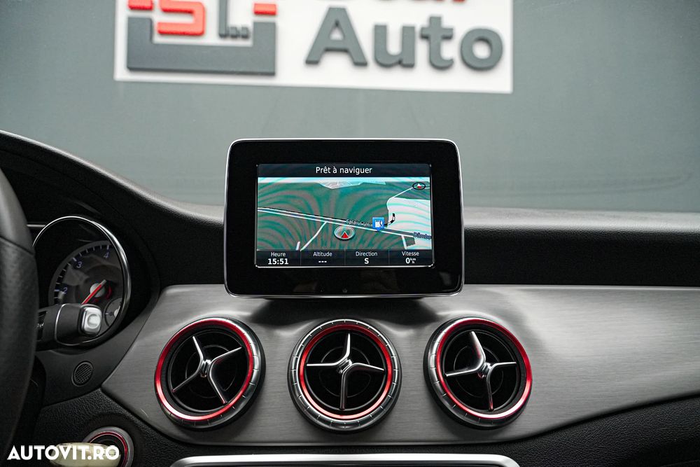 Mercedes-Benz CLA 180 - 21