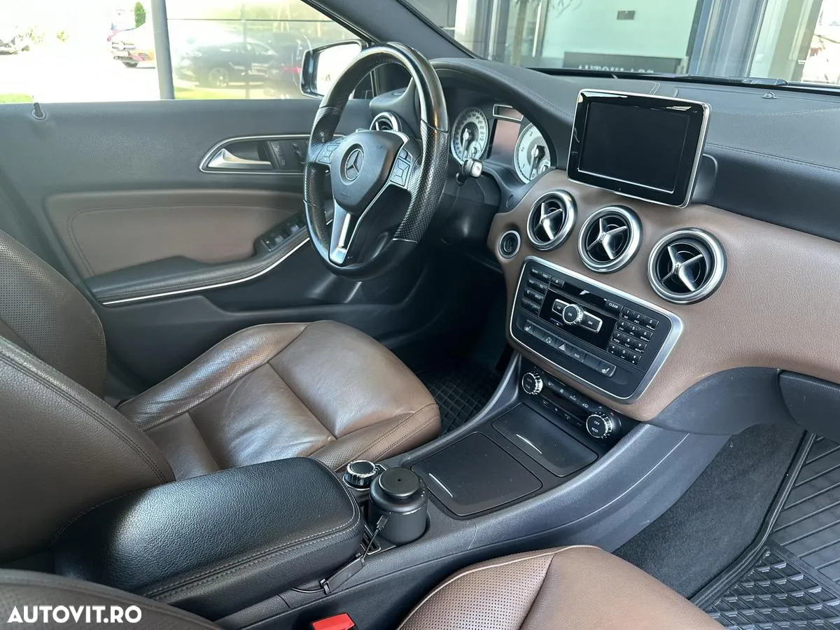 Mercedes-Benz A 220 CDI (BlueEFFICIENCY) 7G-DCT - 12