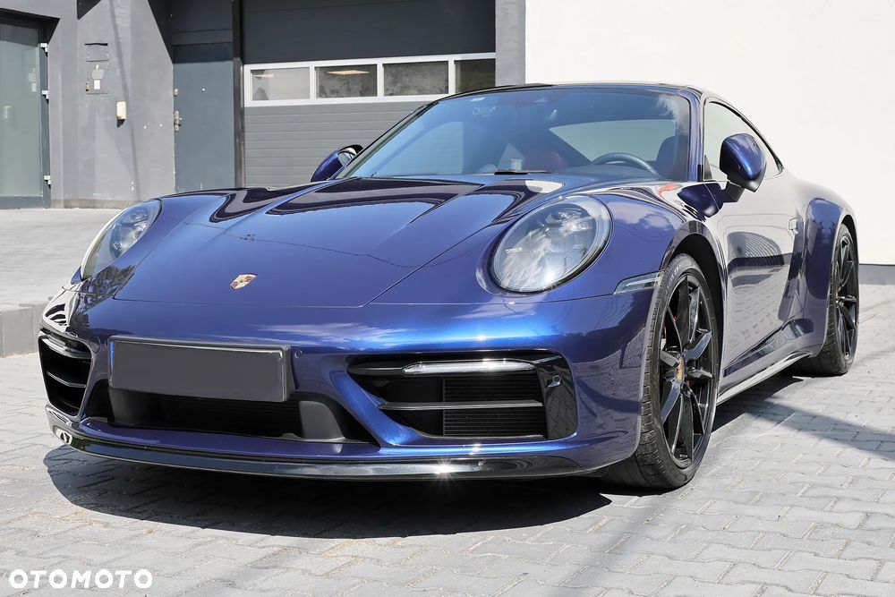 Porsche 911 Carrera 4S - 7