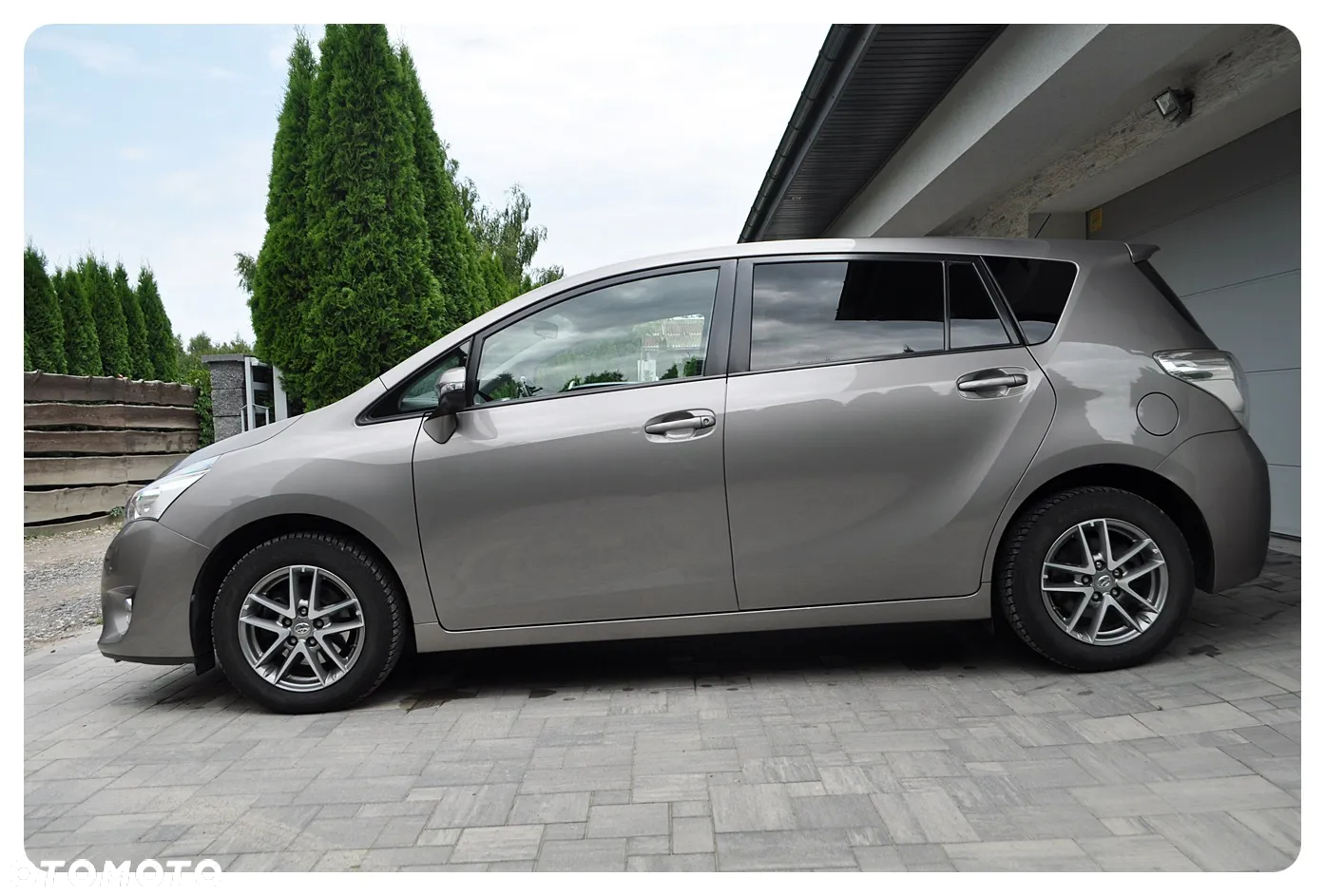 Toyota Verso 1.8 5-Sitzer Skyview Edition - 27