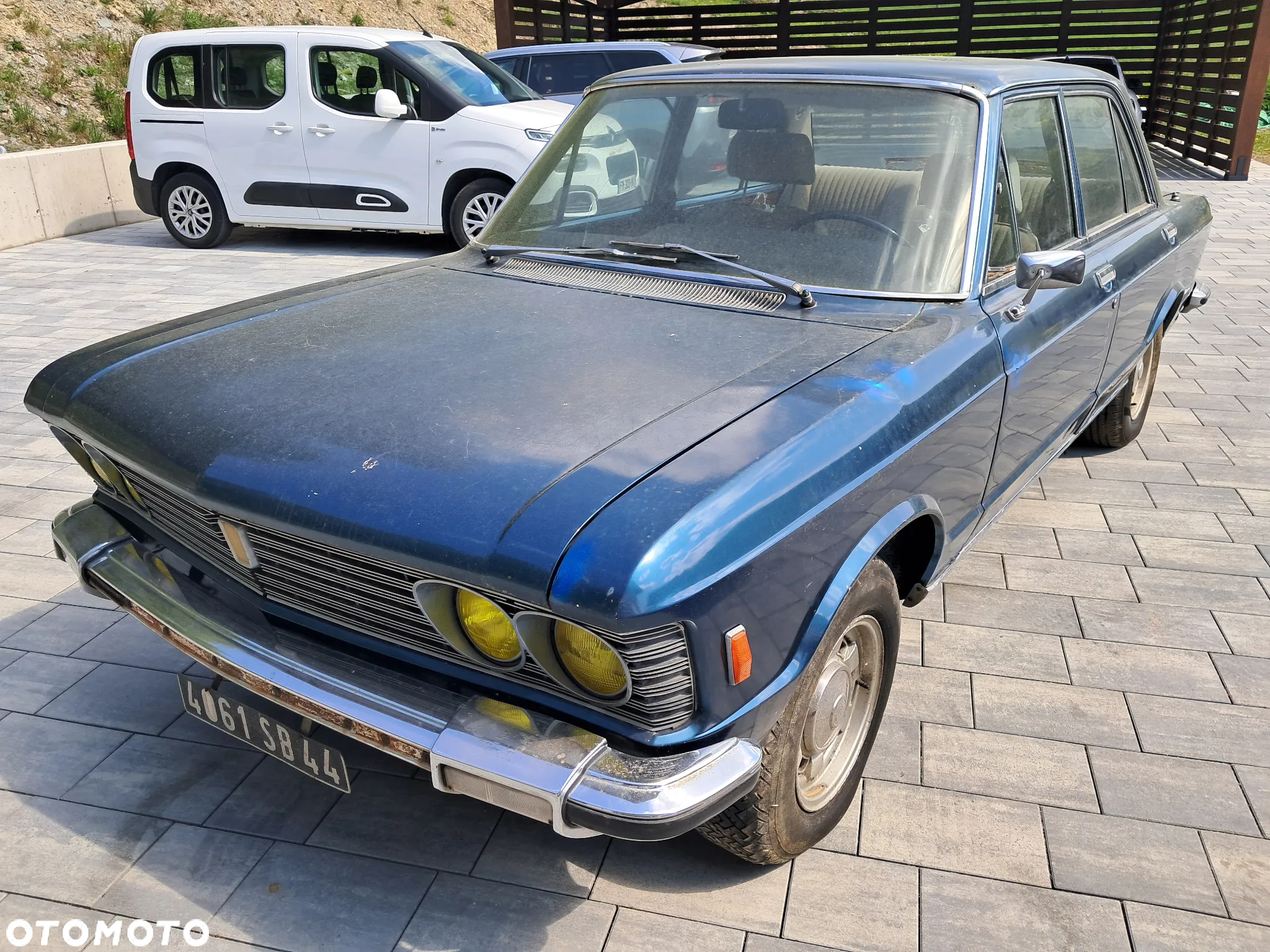 Fiat 130 - 2