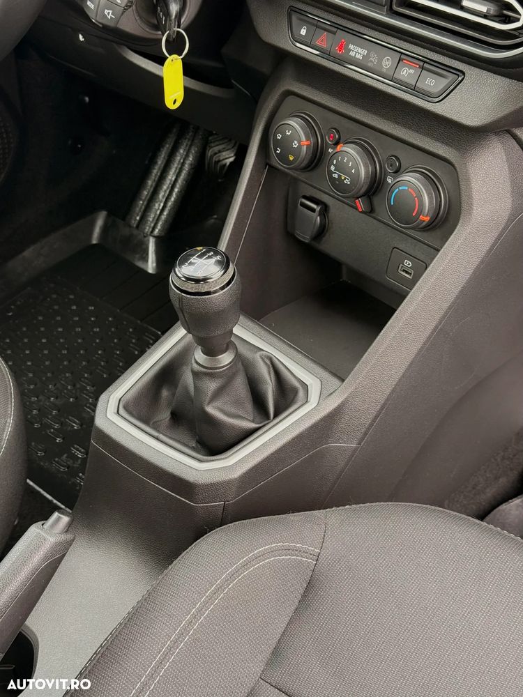 Dacia Logan TCe 90 MT5 Comfort - 14