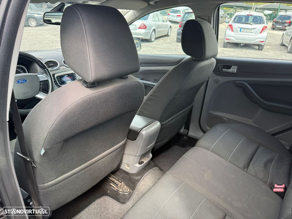 Ford Focus 1.6 TDCi Titanium - 24