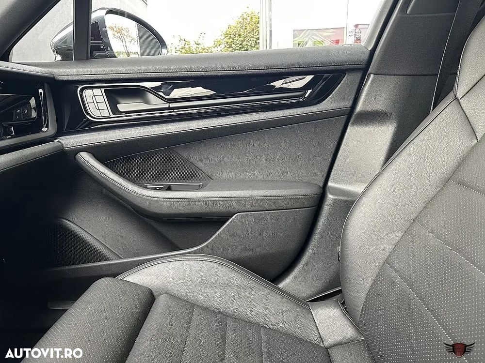 Porsche Panamera 4 E-Hybrid - 19