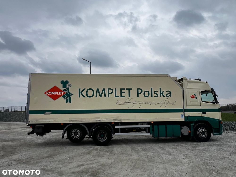 Volvo FH12 - 8