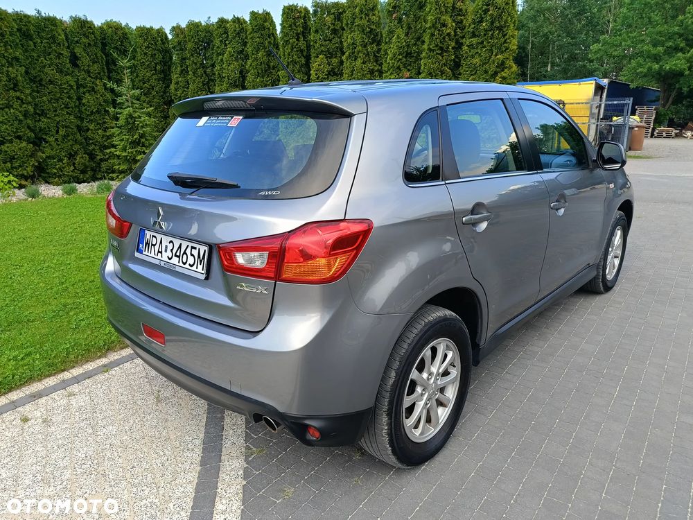Mitsubishi ASX - 3