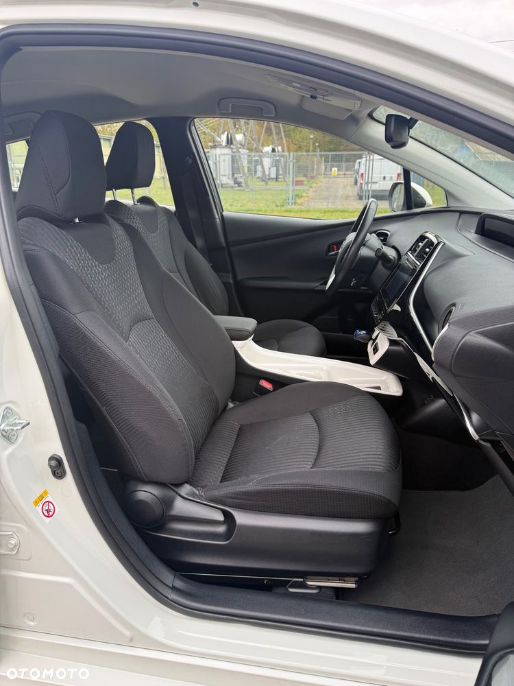 Toyota Prius - 17
