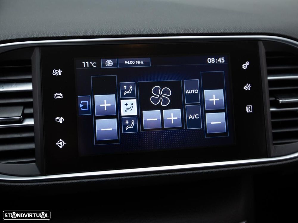 Peugeot 308 SW - 18