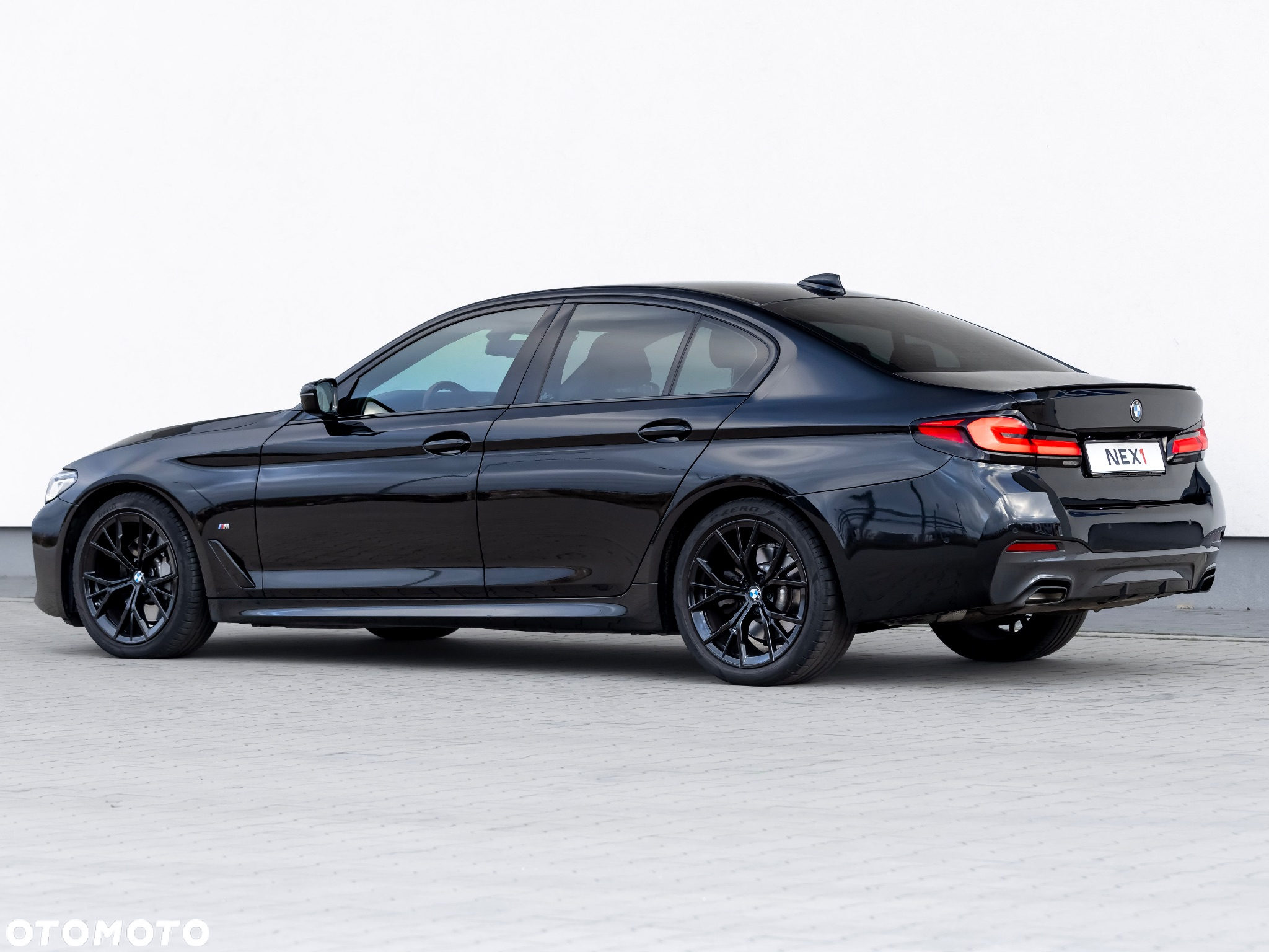 BMW Seria 5 530i xDrive M Sport sport - 15