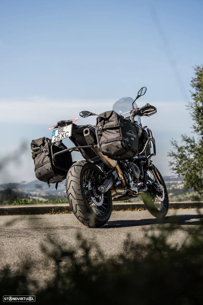 BMW F 900 GS Triple Black - 18