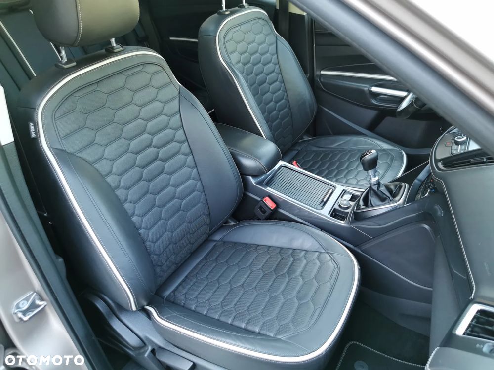 Ford Kuga Vignale 2.0 TDCi AWD - 31