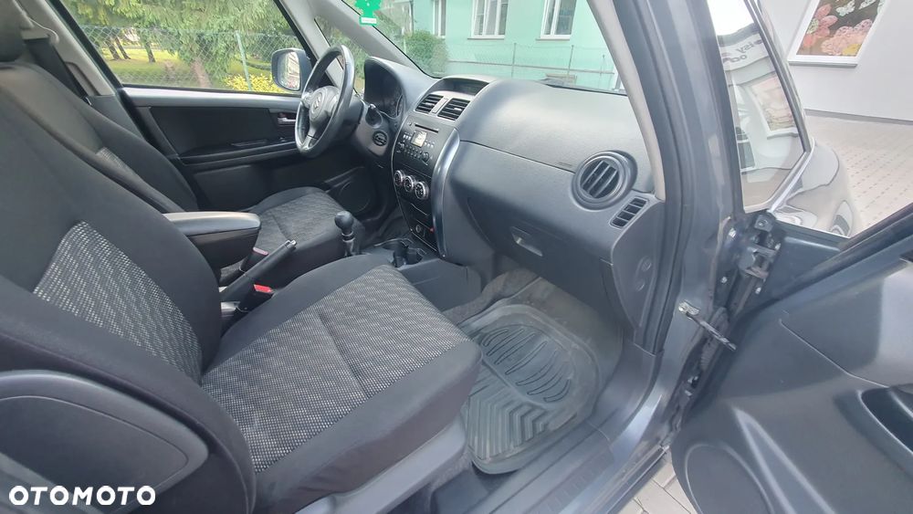 Suzuki SX4 1.6 VVT 4x2 Comfort - 18