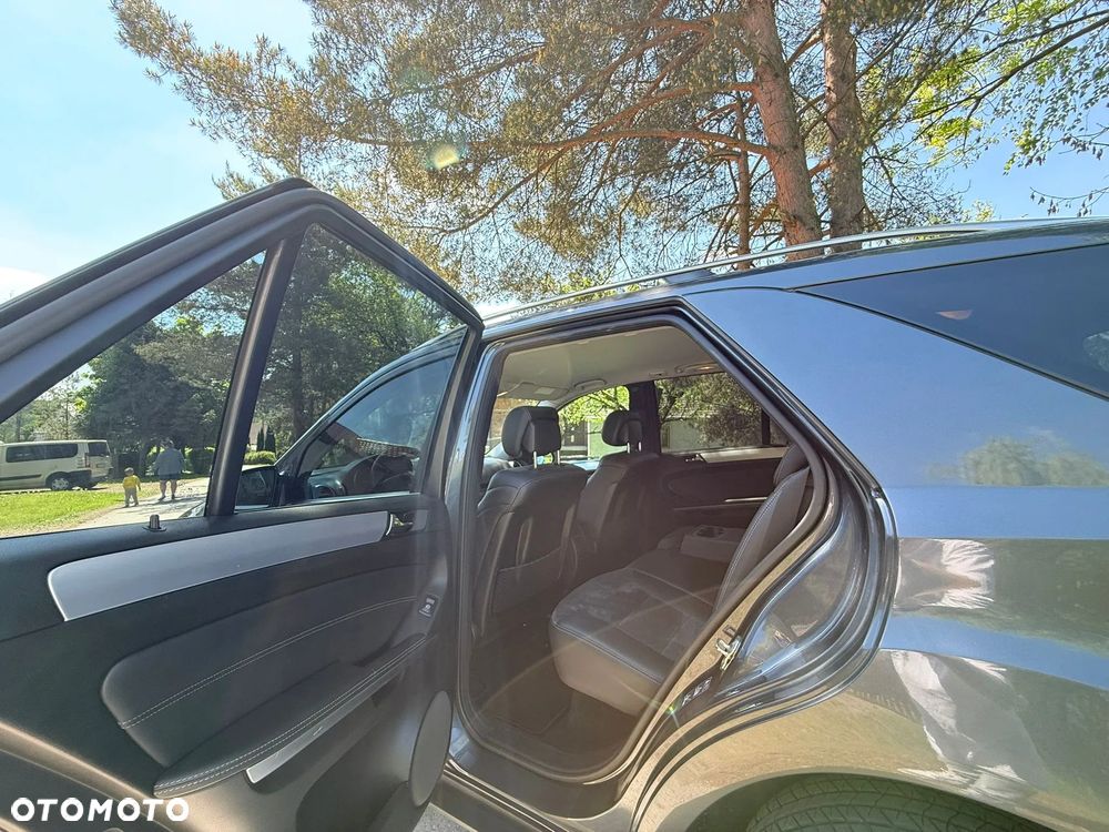 Mercedes-Benz ML - 21