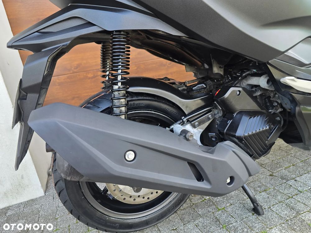 Honda NSS - 16
