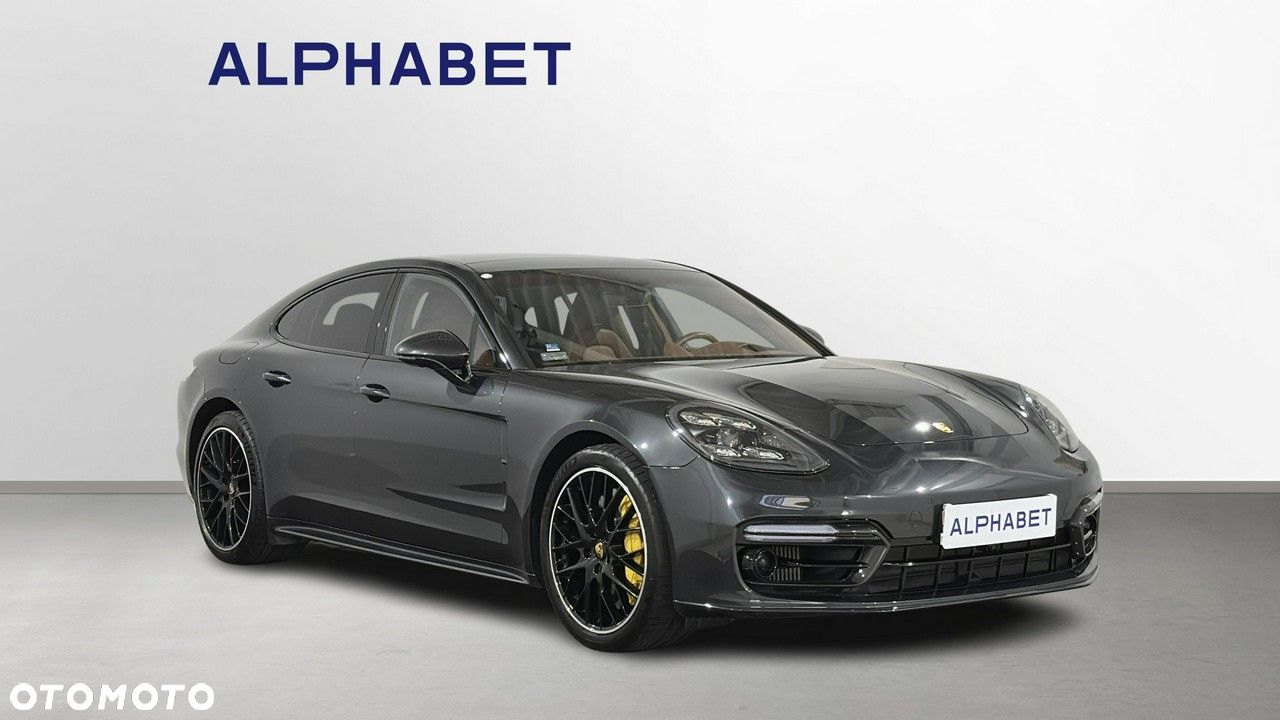 Porsche Panamera - 8