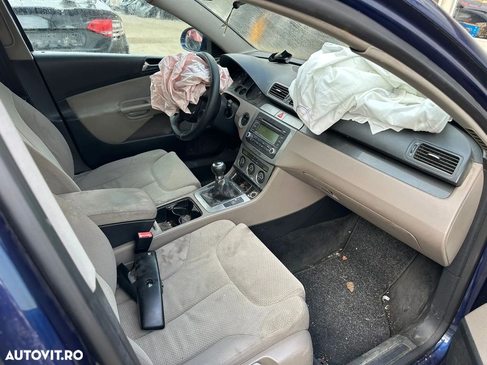 Dezmembrari VW Passat B6 1.6 Benzina / Cod Motor BLF - 5