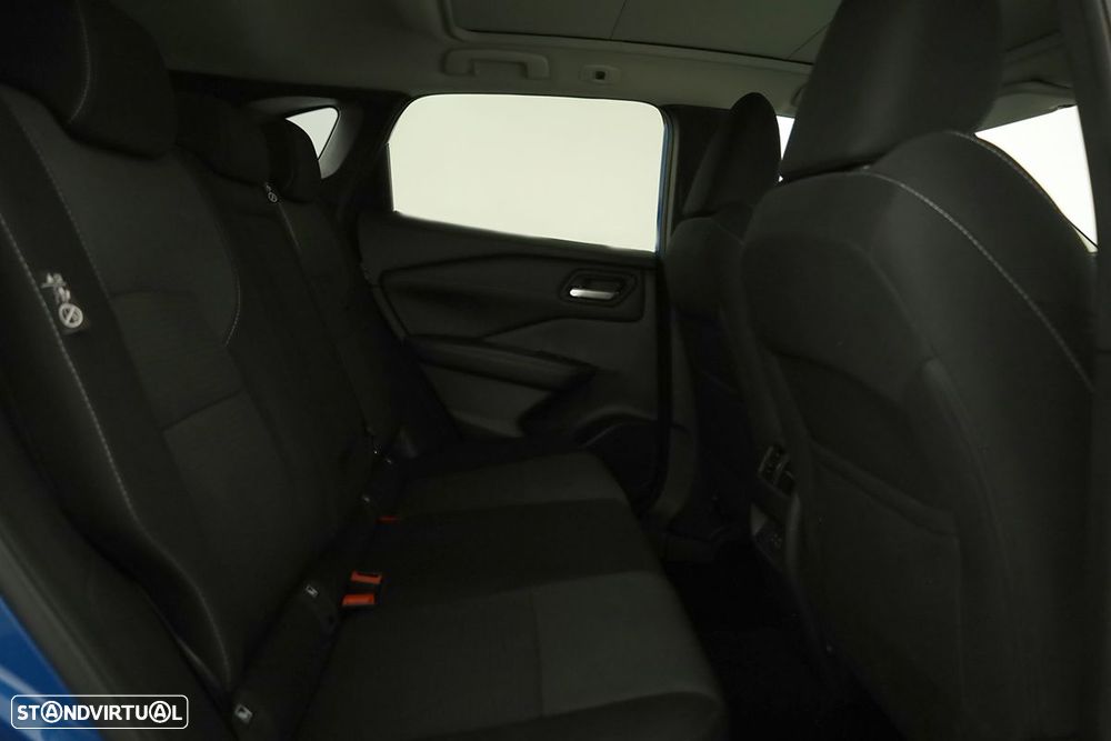 Nissan Qashqai 1.3 DIG-T N-Connecta LED Xtronic - 23