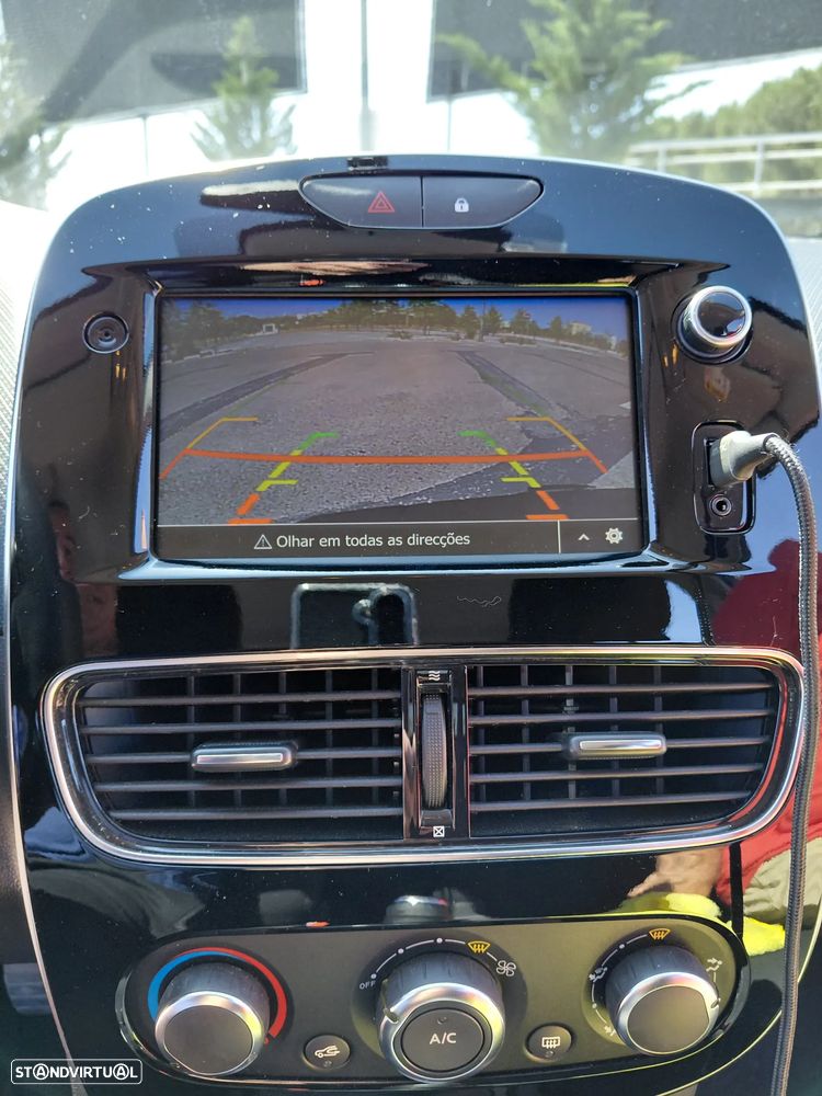 Renault Clio Sport Tourer 0.9 TCe Limited - 10