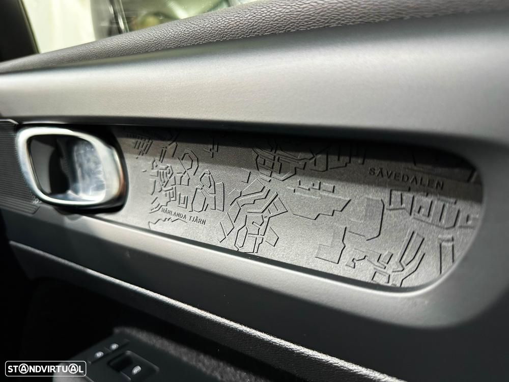 Volvo C40 Recharge 82 kWh Twin Motor Plus - 36