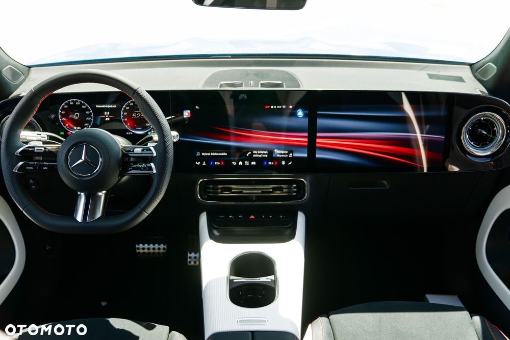 Mercedes-Benz GLB - 19