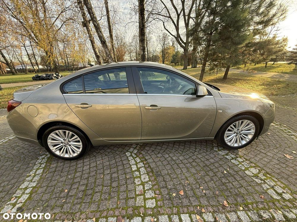 Opel Insignia - 13