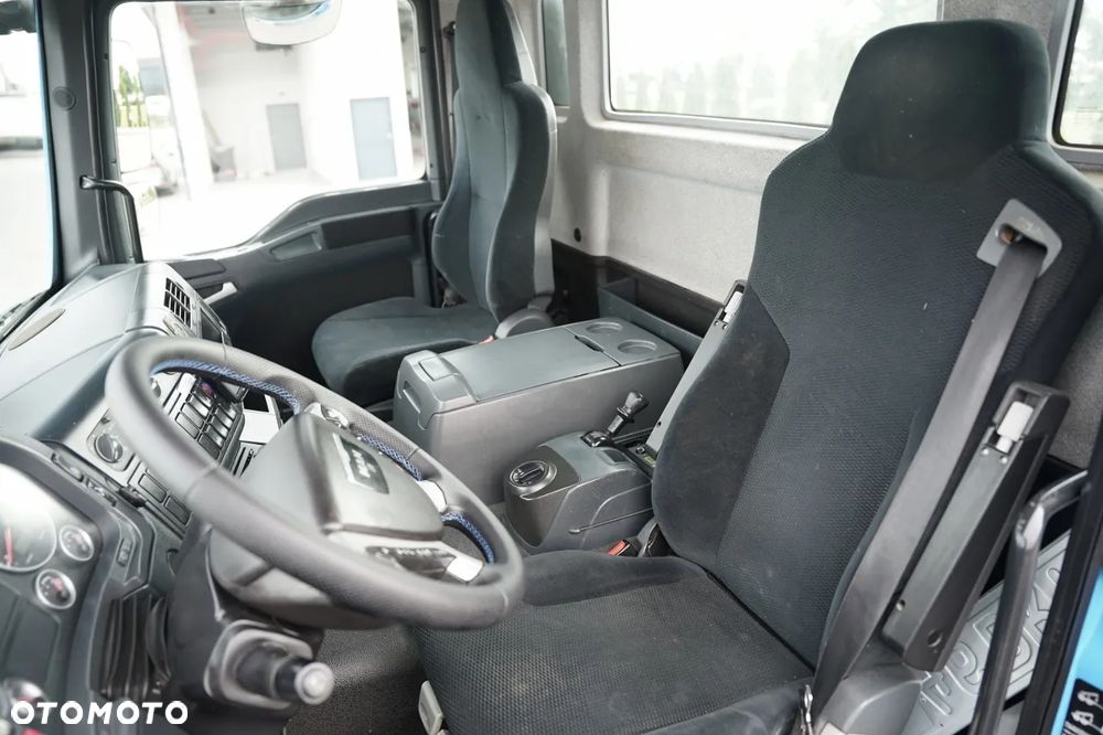 MAN TGM 18.290 / 4X2 / DO PRZEWOZU SZKŁA / HDS HIAB 122 E-2 / PLATFORMA  / UDŹWIG : 4 800 KG / STEROWANIE RADIOWE / EURO 5 - 26