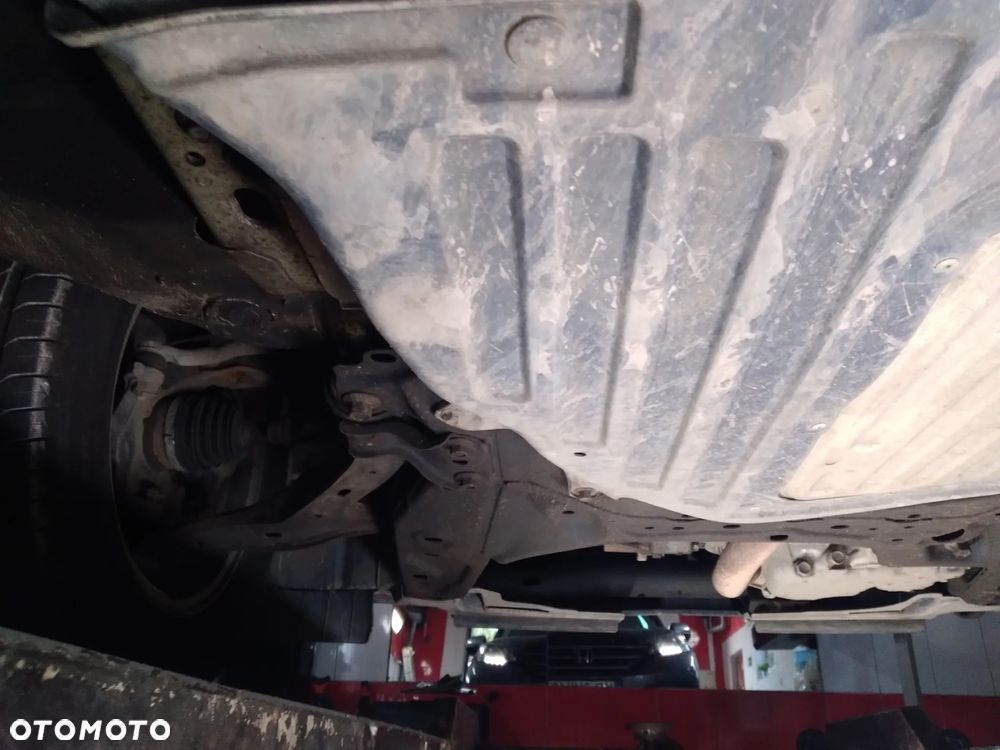 Honda CR-V 2.0 Comfort - 21