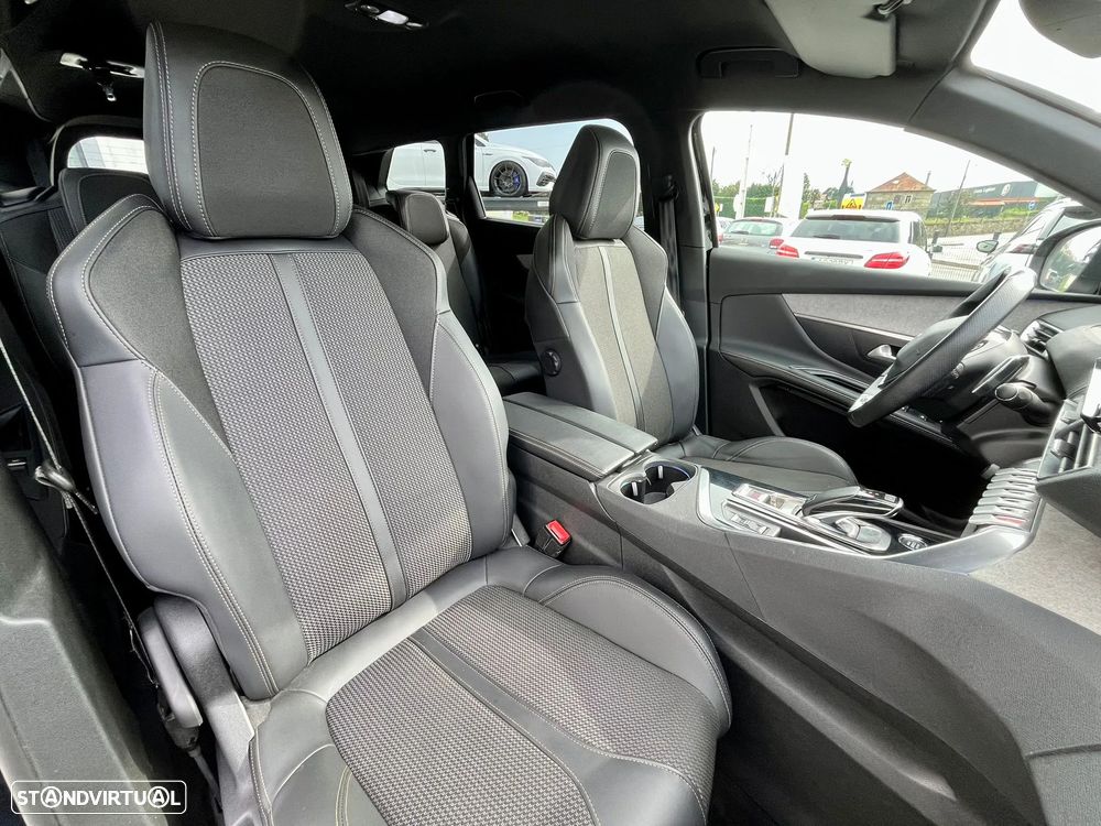 Peugeot 5008 1.2 PureTech GT EAT8 - 13