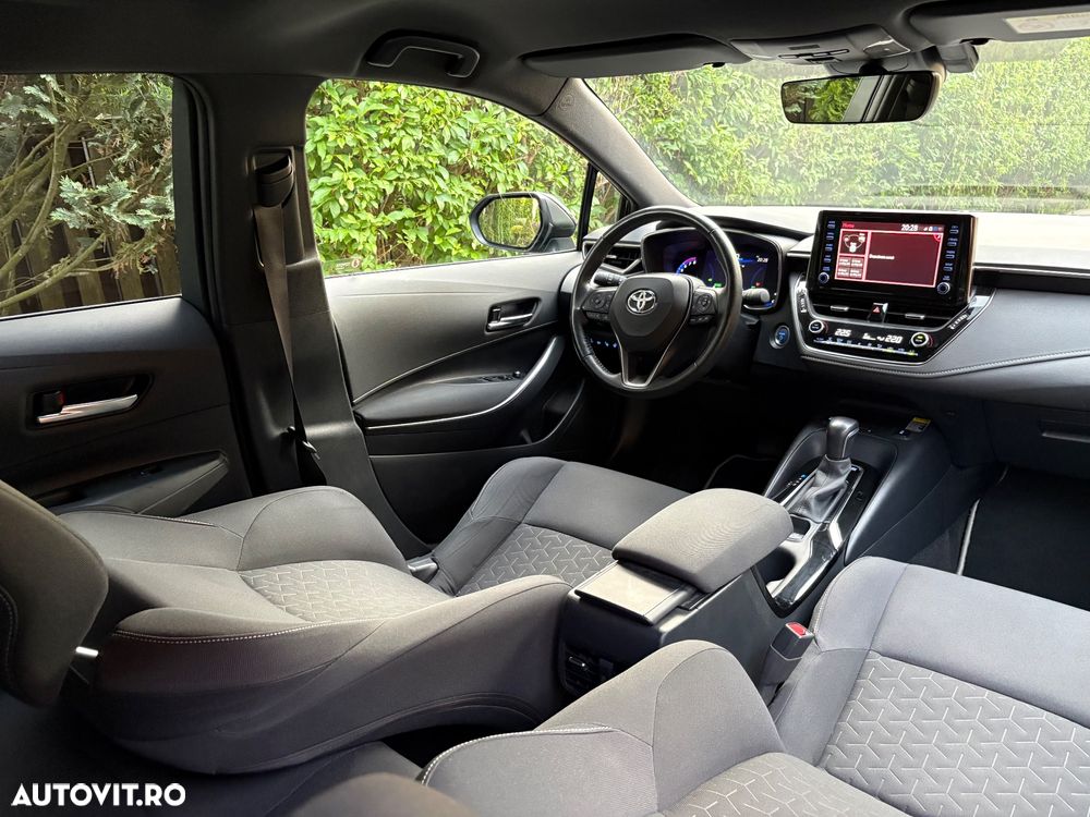 Toyota Corolla - 17