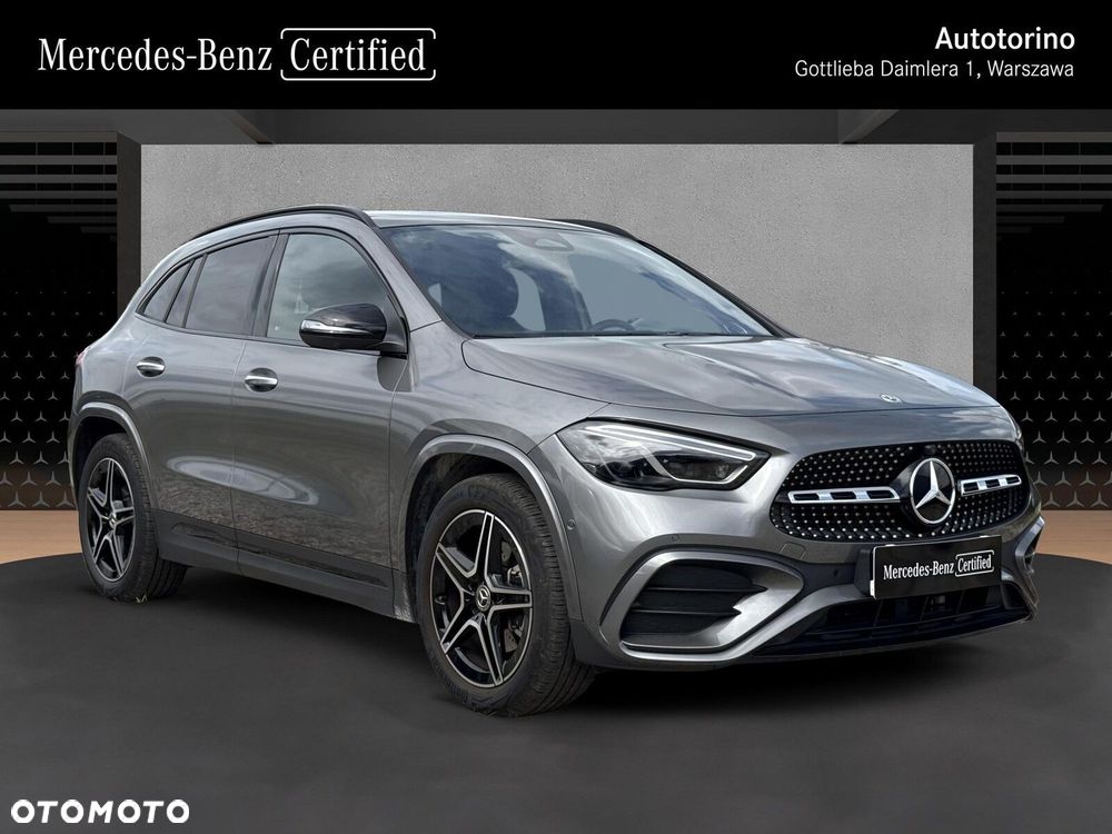 Mercedes-Benz GLA - 8