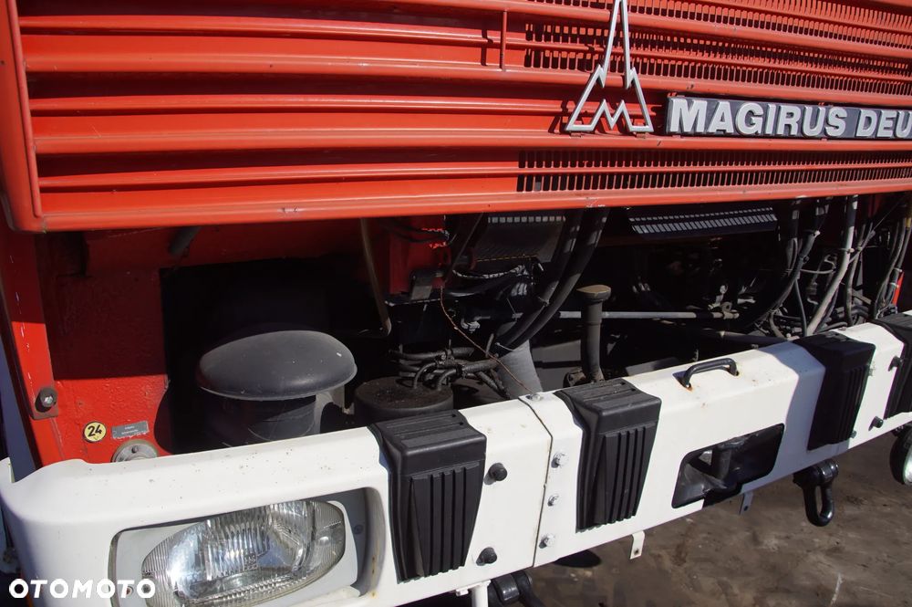 Auto na części - Magirus-Deutz 170D11 FA 8.4 188 KM F6L413 1978R Silnik Skrzynia Drzwi Zabudowa Pompa Szyba Lampa Lusterko Deska Kokpit Licznik Fotel - 22