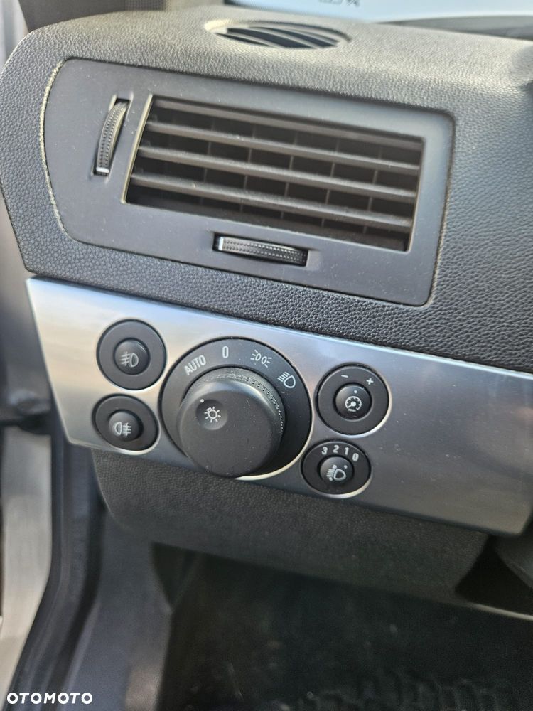 Opel Astra - 9