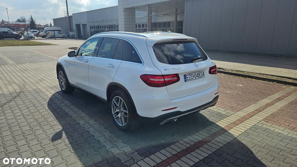 Mercedes-Benz GLC - 4