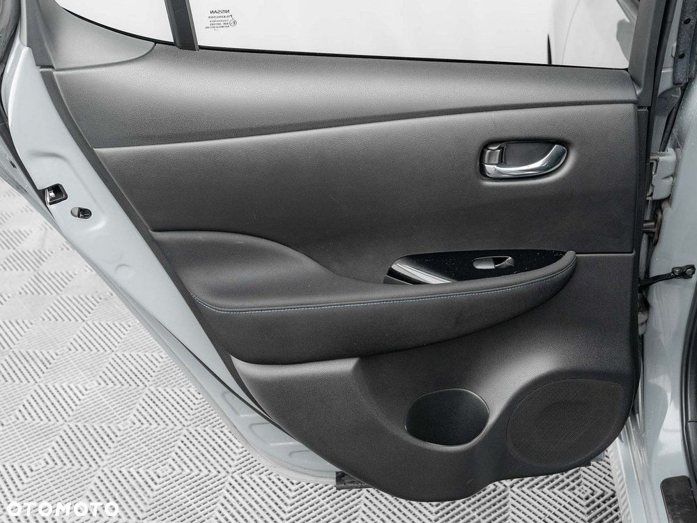 Nissan Leaf 40kWh N-Connecta - 27