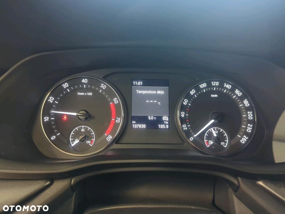 Skoda Octavia 1.5 TSI ACT Ambition - 3