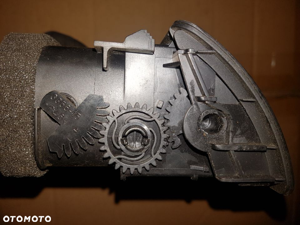 Kratka nawiewu środkowa przód bmw e39 - 5
